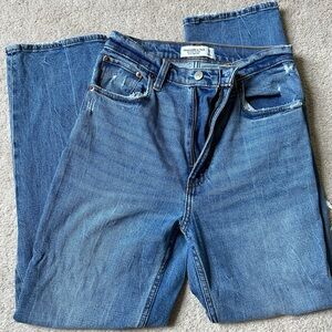 ABERCROMBIE ankle straight high rise jeans